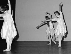 1975-76 Modern Dance